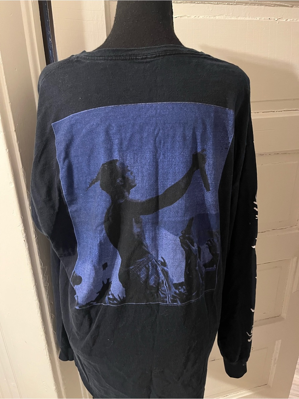 XXXTentacion You Are Not Alone Long Sleeve Concert Graphic Tee - Picture 4 of 7